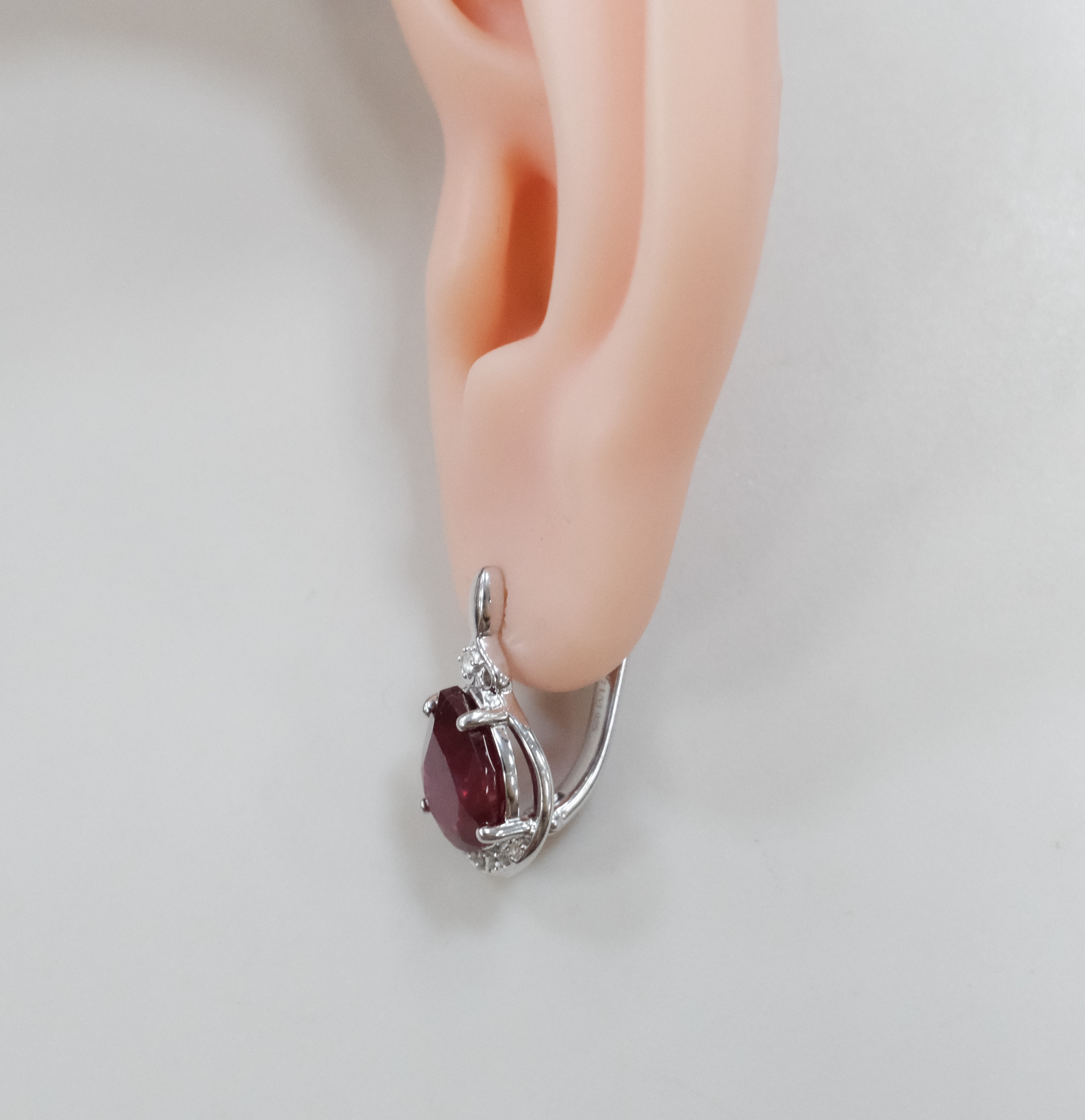 Серебряные серьги с рубинами